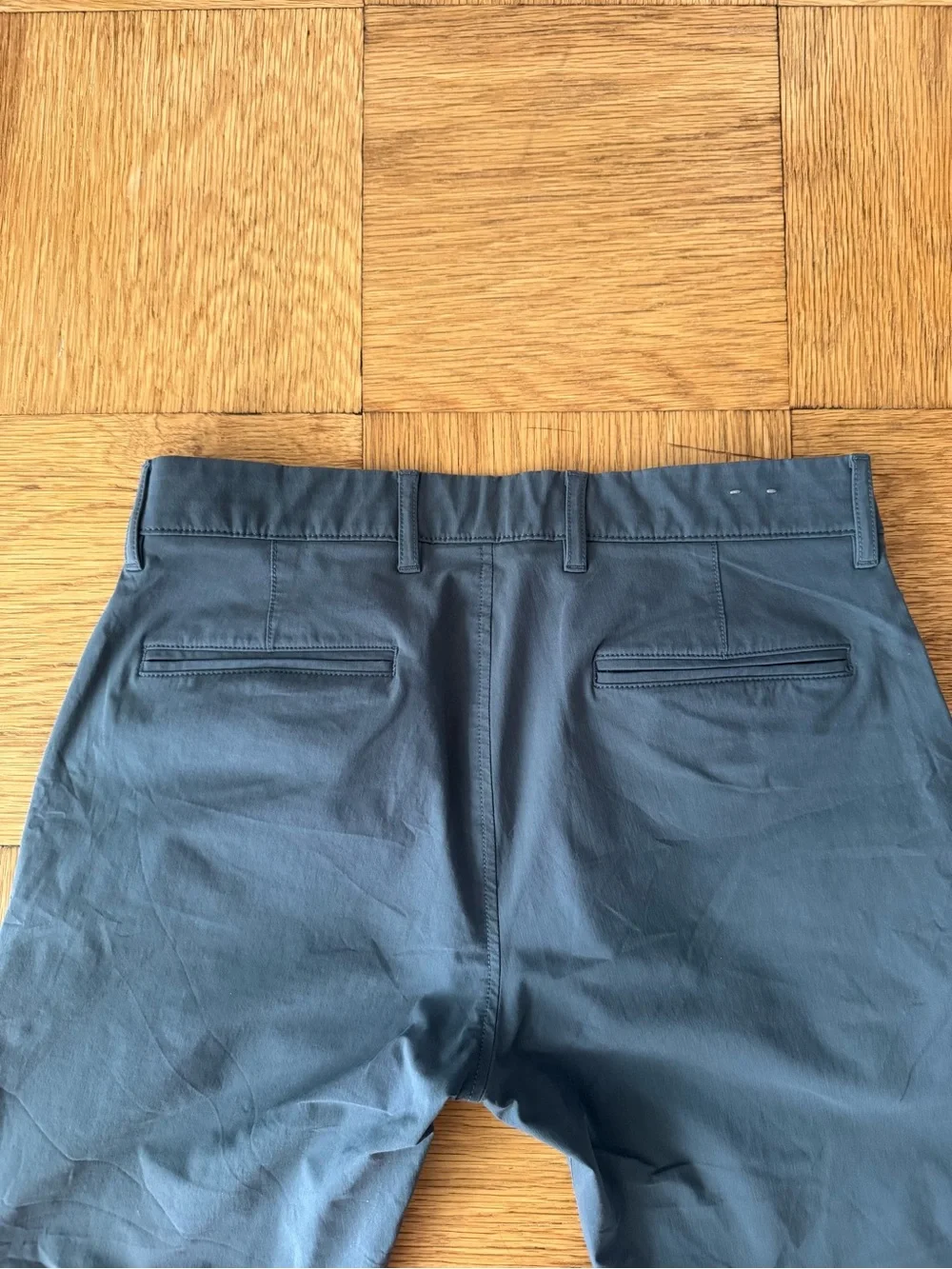 J. Crew Mens 484 Slim Fit Tech Pant W30 L32 Zipper Pocket Stretch Fit